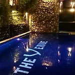 The Venue 3*