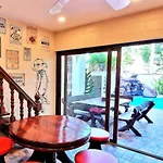 Potterland Luxury Pool Walking Street *