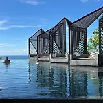 Edge Central Pattaya By Yoyo
