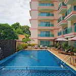 Hotel Nanthana 2*