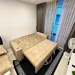 Park Royal 3, Pratamnak Soi 6, *