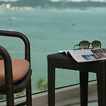 โรงแรม Amari Garden