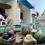Monalisa Pararise Pool Homestay Pattaya
