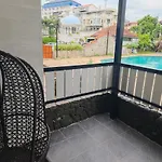 2br House 300m To The