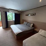 Peter's House2 Five Minutes To The อพาร์ตโฮเทล 3*