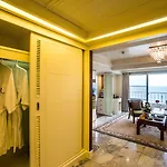 Royal Wing & Hotel 5*