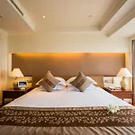 Royal Wing & Hotel 5*