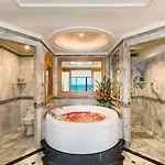 Royal Wing & 5* Pattaya
