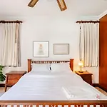G Thai Pool