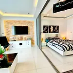 Wong Amat Tower 28 Floor