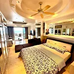 Sky * Pattaya