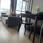Sea View High Floor - Breathtaking Views อพาร์ทเม้น Pattaya