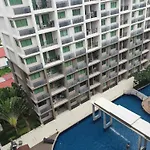 Arcadia Beach-continental อพาร์ทเม้น *