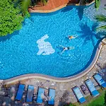 Resort Rabbit