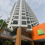 The Seasons โรงแรม 3*