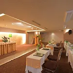 The Seasons 3* Pattaya