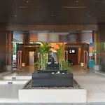 The Seasons โรงแรม 3*
