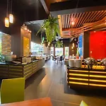 The Seasons โรงแรม