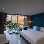 Quarter 09 Hotel