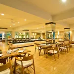 Resort The Park 4*
