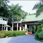 Resort The Park 4*