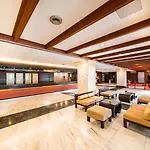 Hotel Mountain & Convention Center Pattaya