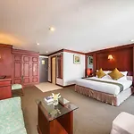 Mountain & Convention Center Hotel 4*