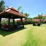Palm Grove Resort, Pattaya