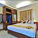 Gazebo Resort, Resort