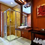 Gazebo Resort, 3*