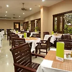 Gazebo Resort, 3*
