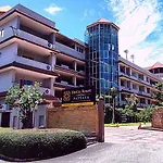 Gazebo Resort, Resort