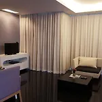 Hotel Tsix5 4*