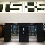 Hotel Tsix5 4*