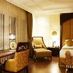 Lk โรงแรม