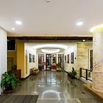 Aiyara Palace Hotel