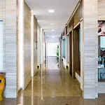 Hotel Aiyara Palace