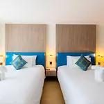 Hotel Centara 4*