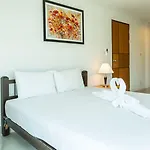Neo Hotel