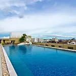 โรงแรม แอลเค รอยอล วิง 3*