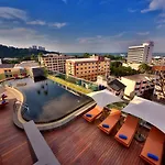 โรงแรม The Sun Xclusive Pattaya