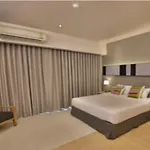 โรงแรม The Sun Xclusive Pattaya