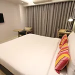The Sun Xclusive 3*