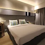 The Sun Xclusive โรงแรม Pattaya