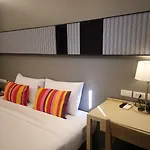 โรงแรม The Sun Xclusive 3*
