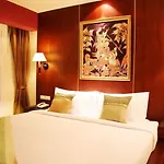 Rita & 3* Pattaya