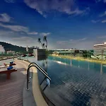 โรงแรม The Sun Xclusive 3*