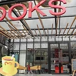 Mooks Pattaya