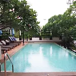 Hotel Sea View - Sha Extra Pattaya