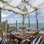 Hotel Sea View - Sha Extra Pattaya